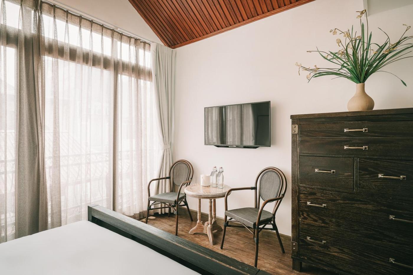 Su Casa Hanoi Railway Side Екстер'єр фото